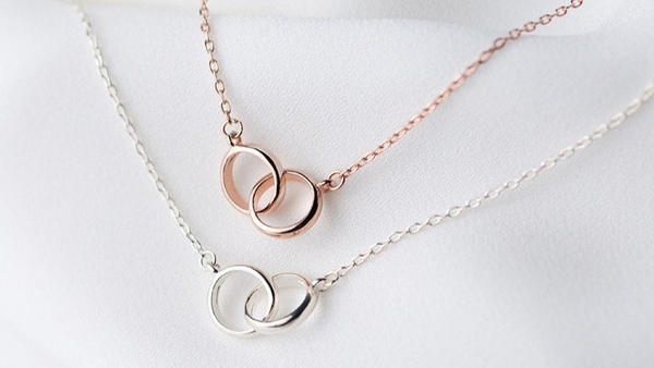 Mệnh Kim Chọn Vàng Hay Bạc Khai Thông Sự Nghiệp Hút Tiền Tài