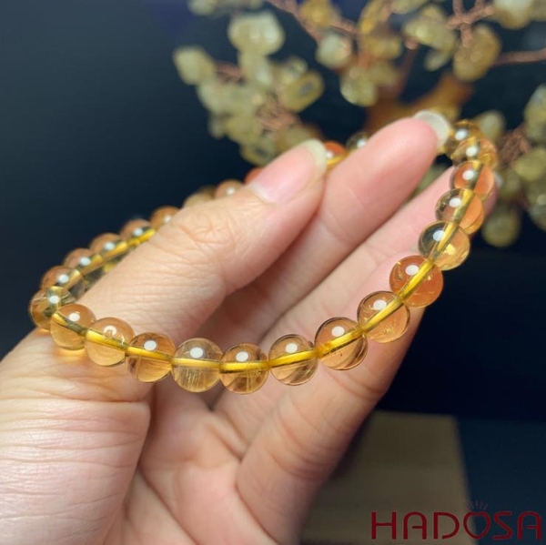 Vòng tay Thạch anh vàng: Đặc điểm và ý nghĩa phong thủy