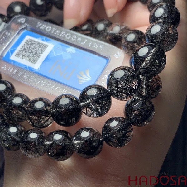 Thạch anh tóc đen: Nguồn năng lượng mạnh mẽ và bí ẩn