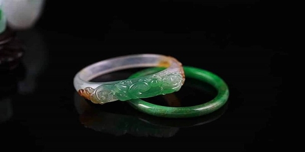 Vòng Cẩm Thạch Đắt Nhất - Top 9 Vòng Cẩm Thạch Nổi Tiếng