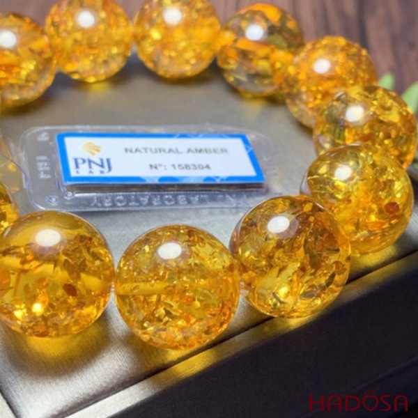 Khám phá những mẫu vòng phong thủy mệnh Thổ thời trang, tăng vận may tài lộc cho nam và nữ