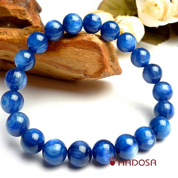 Vòng tay đá Kyanite cao cấp dành cho người mệnh Thủy