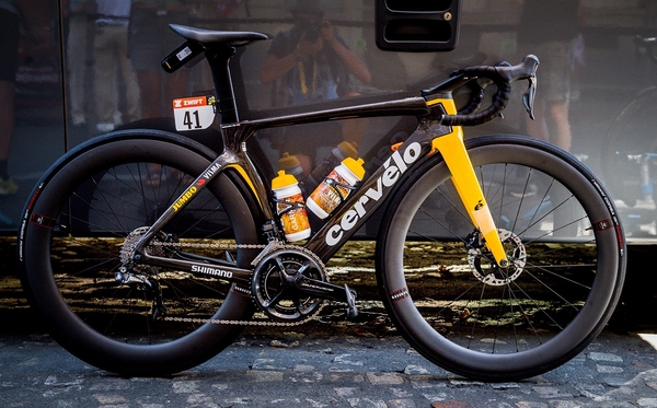 Xe đạp Cervelo 