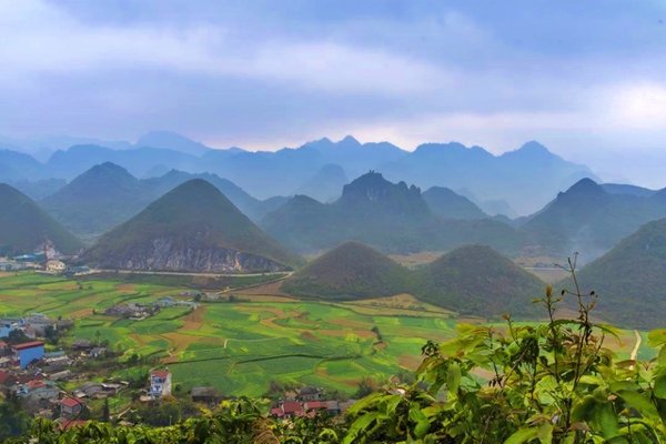 Tour Hà Giang 3 Ngày 4 Đêm | Dịch vụ cao cấp | Resort Hmong Village