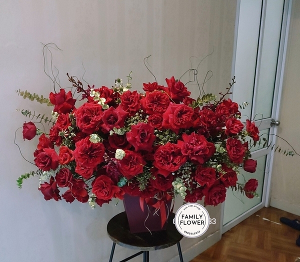HOA TẶNG SÉP ,ĐỐI TÁC QUAN TRỌNG TẠI HÀ NỘI