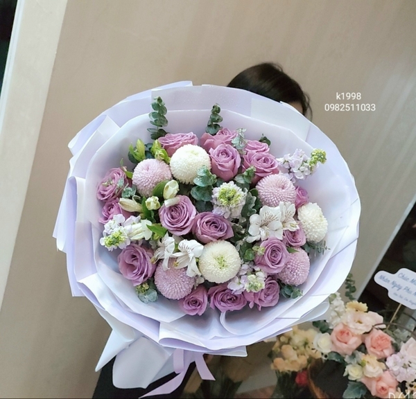 BÓ HOA HỒNG TÍM THỦY CHUNG TẶNG BẠN BÈ, NGƯỜI YÊU LÂU NGÀY GẶP LẠI NHAU ,HOA