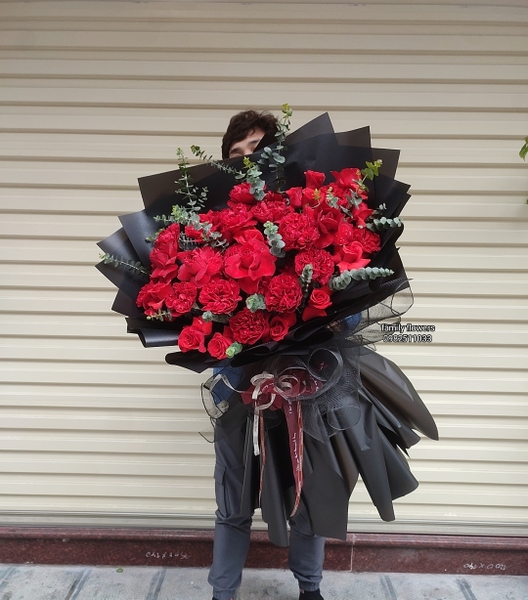 bó hoa hồng nhập ĐẸP TẠI HÀ NỘI . TẶNG SINH NHẬT VỢ , BẠN GÁI , TỎ TÌNH KHIẾN NÀNG NGÂY NGẤT