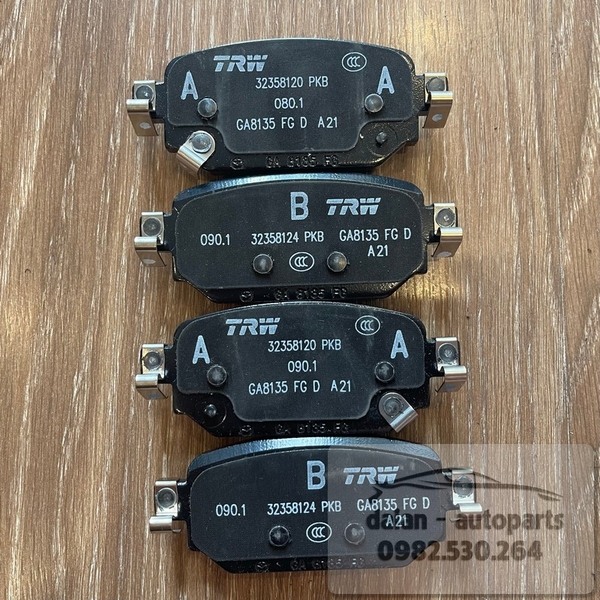 chinh-hang-ma-phanh-sau-mazda-3-2018-2019-2020-bay02643zb