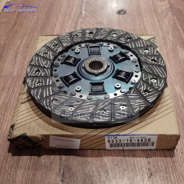 la-con-ford-laser-chinh-hang