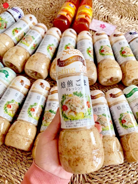 Sốt salad vị mè rang Kobe Bussan 300ml