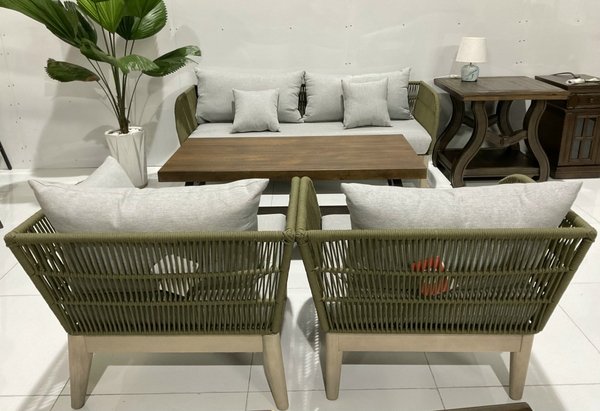 Sofa gỗ ngoài trời