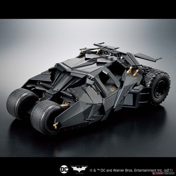 1/35 SCALE MODEL KIT BATMOBILE (BATMAN BEGINS Ver.) BANDAI