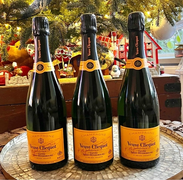 champagne-veuve-clicquot-yellow