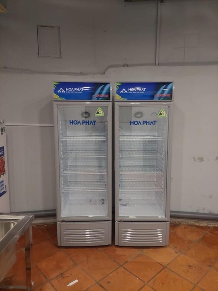 Tủ mát Hòa Phát HSC 700F1R1 700L (lòng sử dụng trong 280L)