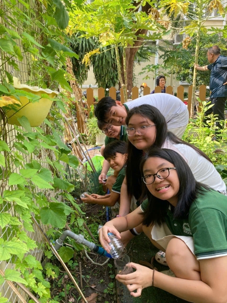 🌎✨ Các em học sinh lớp 5 đã viết thơ