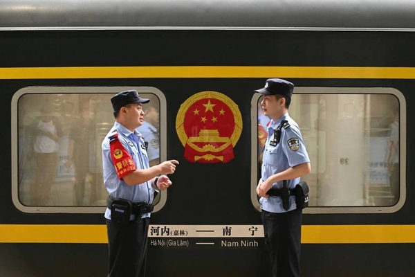 Hành trình du lịch Trung Quốc bằng tàu liên vận và những điều cần biết