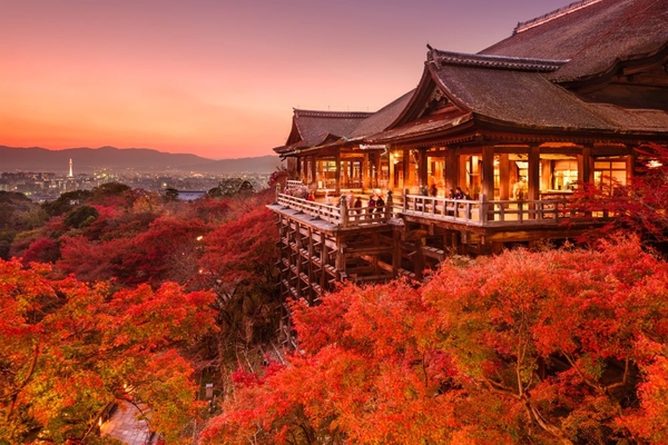 Khám phá 17 di tích huyền thoại ở cố đô Kyoto Nhật Bản