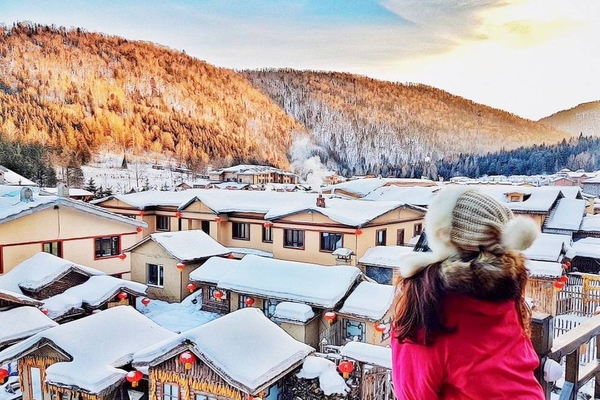 Vi vu xứ sở băng giá chào đón lễ hội băng đăng