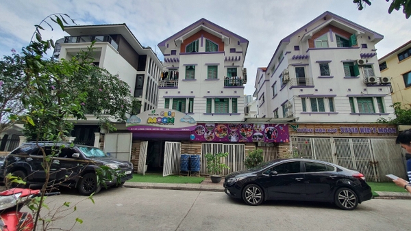 Bán liền kề Intracom Trung Văn