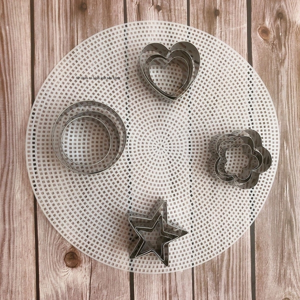 Tấm Lót Yến Nhựa - Size 24cm