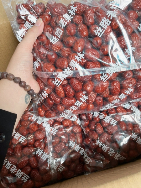 Táo Đỏ Tân Cương