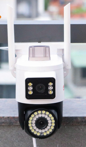 Camera Wifi Yoosee W-840 Đèn báo động  | 4K | Ngoài trời | 2 ống kính 2 khung hình