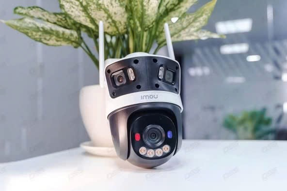 Camera Wifi IMOU Cruiser Triple 11MP IPC-S7UP-11M0WED (5MP + 3MP+ 3MP)