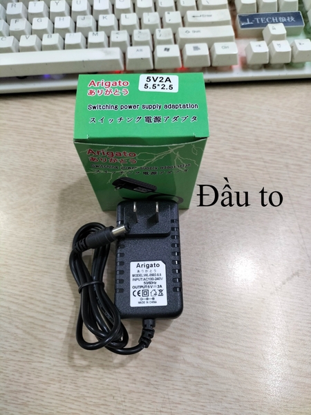 Sạc 5V/2A ARIGATO chui tròn lớn