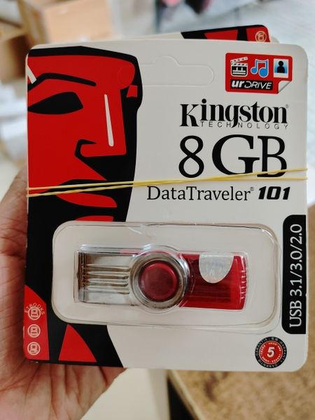 Bộ nhớ USB KINGSTON  DT101 2.0 (Block 20c) -> Ít hơn +3k/c