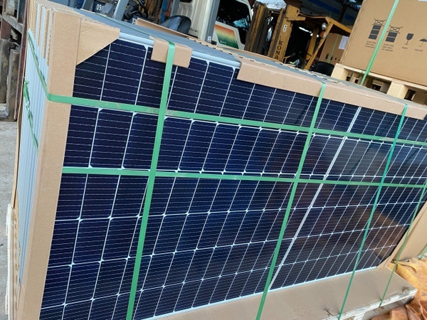 Tấm Pin Năng Lượng Mặt Trời GCL SOLAR M8/72H450