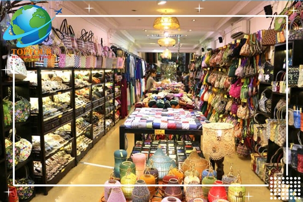 ĐI DU LỊCH MẶC GÌ? CÁCH BỘ TRANG PHỤC THEO BẠN ĐI MUÔN NƠI LÀ ĐÂY!