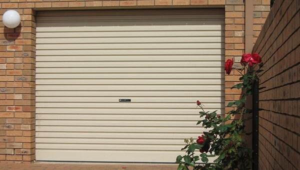 cua-cuon-austdoor-tam-lien-series-1