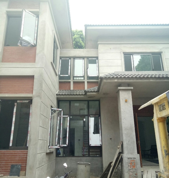 lam-cua-nhom-xingfa-tai-biet-thu-hung-yen