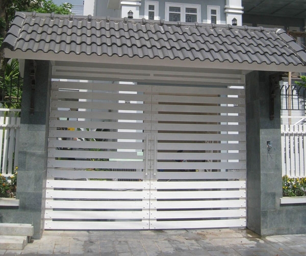 cong-sat-hop-cuc-ki-hien-dai-nhung-thi-cong-don-gian-vo-cung