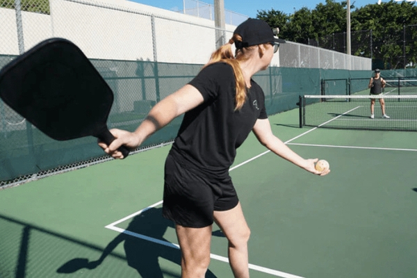 Tổng hợp các bài tập khởi động trước khi chơi Pickleball hạn chế chấn thương