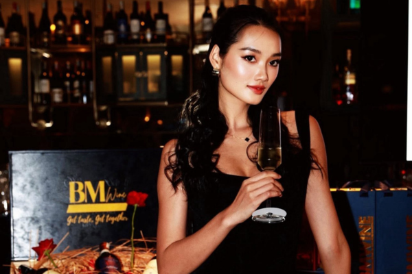 Ms. Quynh Anh Attends An Italian Legacy Wine Dinner with BMWine