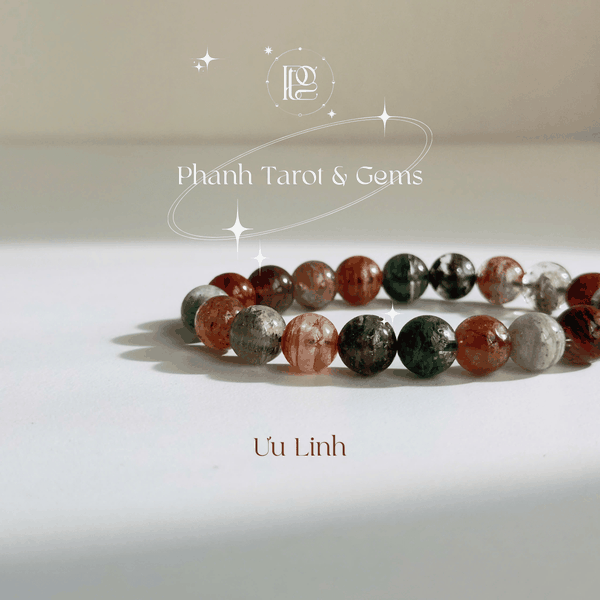 Các loại đá và thạch anh tại nhà Phanh Tarot & Gems