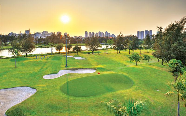 Review chi tiết sân tập golf Phú Mỹ Hưng TP.Hồ Chí Minh
