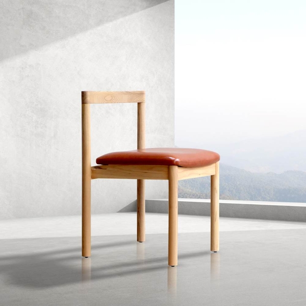 NARA, Ghế ăn gỗ ash sơn màu tự nhiên, nệm bọc da simili, 90x50x45cm