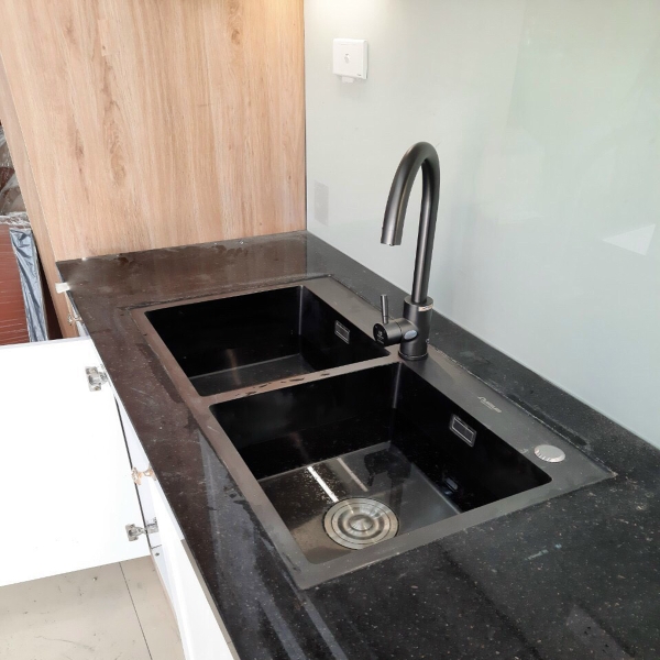 Chậu Rửa Bát Nano CR04 8245C