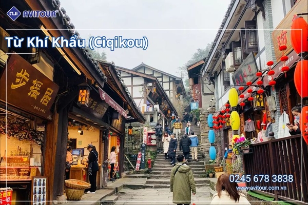 RỰC RỠ TẾT DƯƠNG VI VU TRÙNG KHÁNH: HÀ NỘI - TRÙNG KHÁNH - TRƯỢT TUYẾT KIM PHẬT SƠN - HỒNG NHAI ĐỘNG - TỪ KHÍ KHẨU CỔ TRẤN