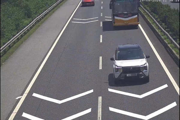 Mức Phạt Lỗi Không Giữ Khoảng Cách An Toàn Trên Cao Tốc Mới Nhất
