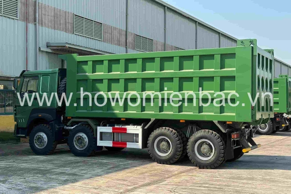 Xe Ben Howo 6x4 và 8x4 Thùng Cao 2 Mét Chính Thức Ra Mắt