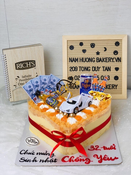 Bông lan trứng muối hình tim oto mở cánh, bia rượu, đô la sang trọng [MS: 0215]