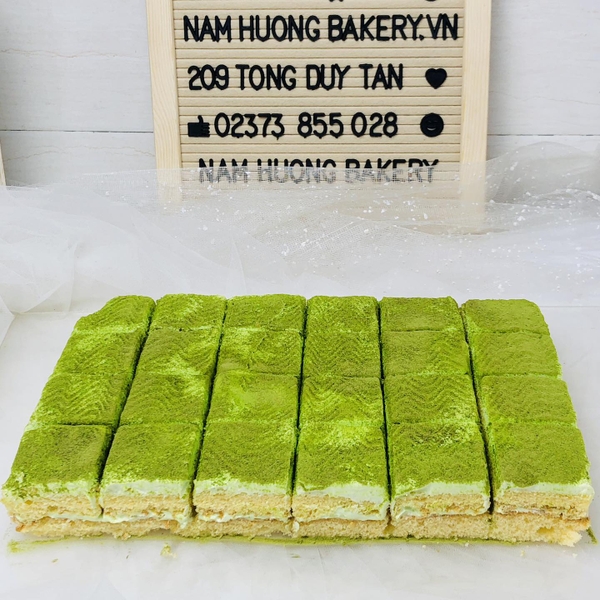 Bánh Cắt Chữ Nhật _ 24 miếng [MS: 0225]