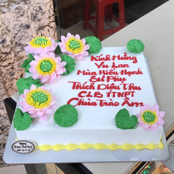 Bánh vuông hoa sen trang trọng [MS: 0210]