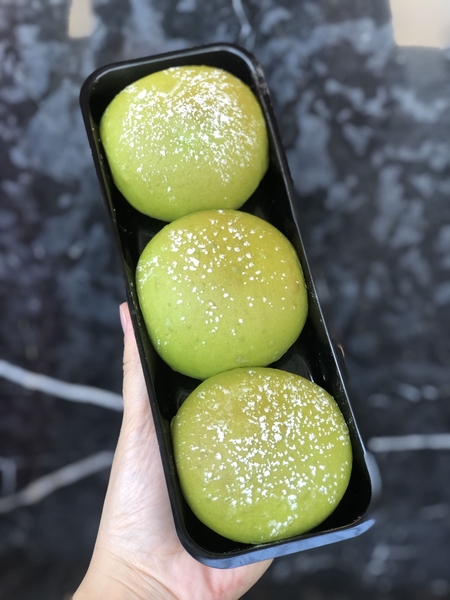 Bánh mì Matcha nhân sữa chua