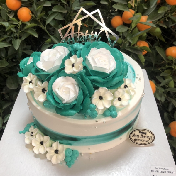 Bánh hoa kem tông màu trắng xanh aqua tặng mẹ, người yêu [MS: 0022]