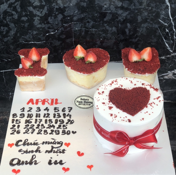 Set bánh + chữ I<3 U trái tim phủ bột nhung đỏ red velvet sz12 [MS: 0035]