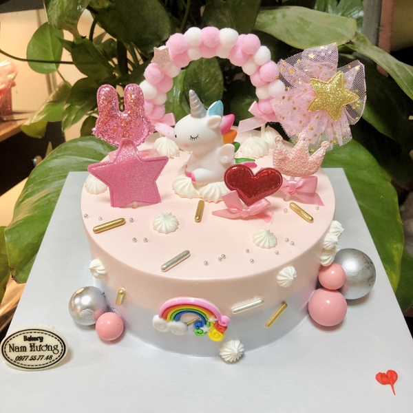 Bánh kem hồng trắng pony cầu vồng cho bé gái [MS: 0098]
